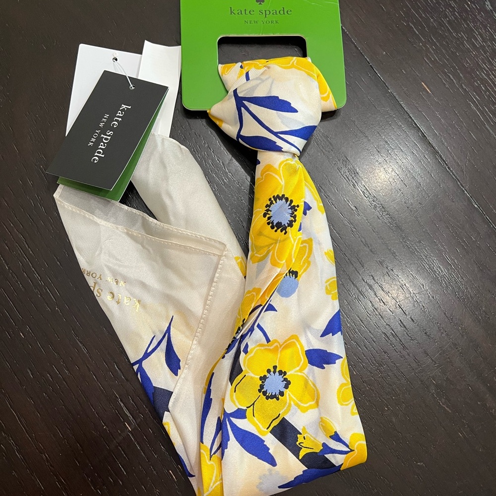 Kate Spade Sunshine Floral Silk Square Scarf Cream Yellow Blue NWT